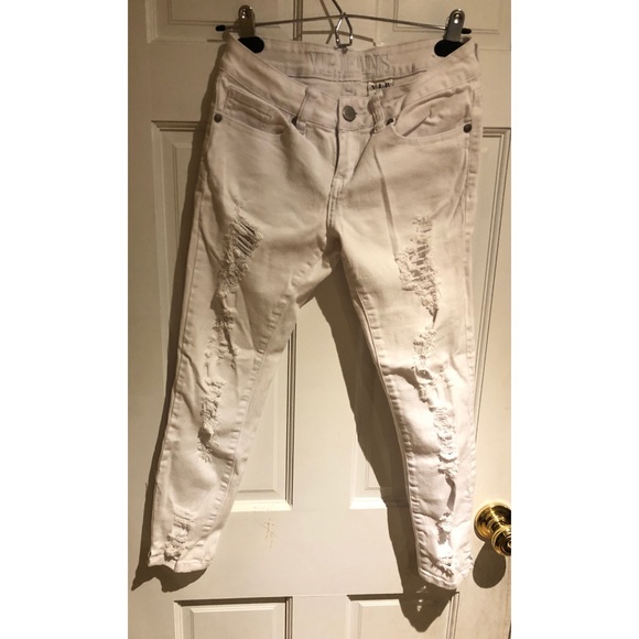 White ripped pants - Picture 2 of 5